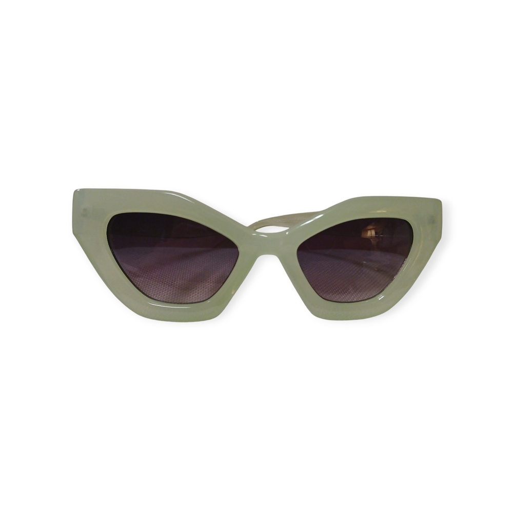 Chic Vintage Acetate Cat-Eye Sunglasses - Translucent Green